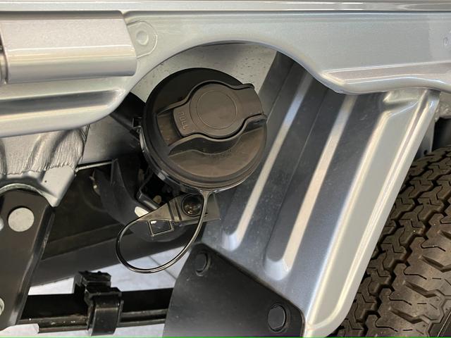 ハイゼットトラックジャンボエクストラ　４ＷＤ　ディスプレイオーディオ　ドラレコ衝突被害軽減ブレーキ　コーナーセンサー　パートタイム４ＷＤ　デフロック　ＬＥＤ　スマートキー　パワーウインドウ　荷台作業灯　９型ディスプレイオーディオ　フルセグ　ドラレコ　Ｂｌｕｅｔｏｏｔｈ　ＵＳＢ（滋賀県）の中古車