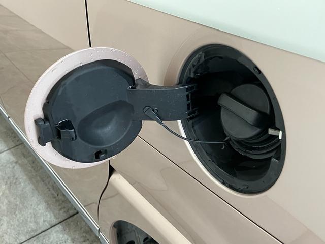 ムーヴキャンバスGメイクアップSA2 8型フルセグナビ パノラマカメラ衝突被害軽減ブレーキ スマアシ2 8インチフルセグナビ Bluetooth USB DVD パノラマカメラ 両側電動スライドドア LED オートライト オートエアコン スマートキー エコアイドル(滋賀県)の中古車