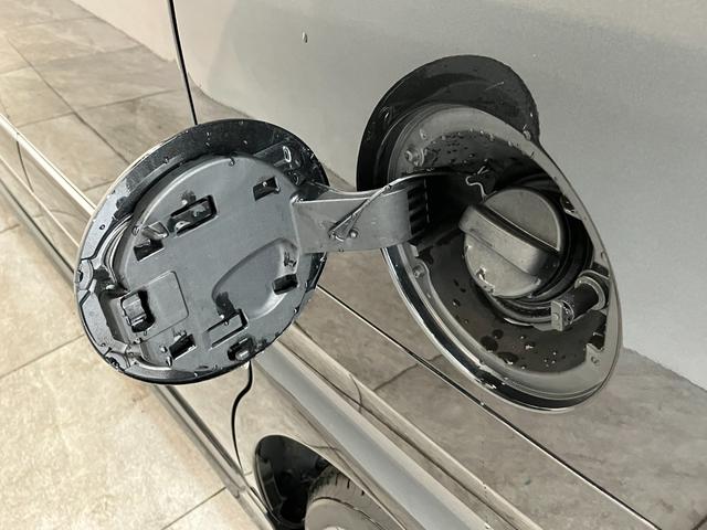 タントカスタムＸスタイルセレクション　フルセグナビ　バックカメラ衝突被害軽減ブレーキ　コーナーセンサー　フルセグナビ　Ｂｌｕｅｔｏｏｔｈ　ＤＶＤ再生　ＵＳＢ　バックカメラ　前後ドラレコ　ＴＶコントロール　両側電動スライドドア　前席シートヒーター　ＬＥＤヘッドライト（滋賀県）の中古車