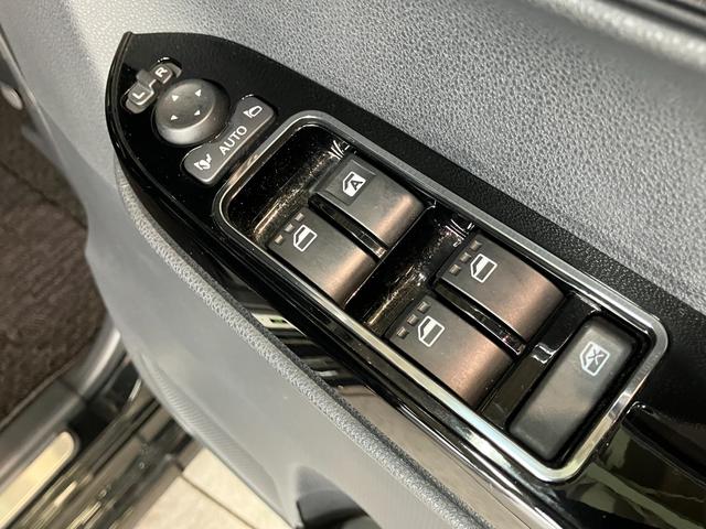 タントカスタムＸスタイルセレクション　フルセグナビ　バックカメラ衝突被害軽減ブレーキ　コーナーセンサー　フルセグナビ　Ｂｌｕｅｔｏｏｔｈ　ＤＶＤ再生　ＵＳＢ　バックカメラ　前後ドラレコ　ＴＶコントロール　両側電動スライドドア　前席シートヒーター　ＬＥＤヘッドライト（滋賀県）の中古車