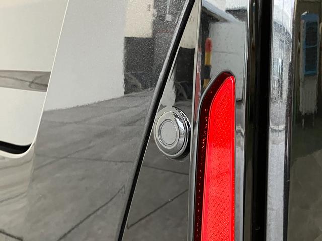 タントカスタムＲＳ　ターボ　両側電動スライドドア　車検整備付衝突被害軽減ブレーキ　コーナーセンサー　ターボ　バックカメラ（ナビ装着時用）　両側電動スライドドア　前席シートヒーター　電動パーキングブレーキ　ＬＥＤ　オートライト　オートエアコン　スマートキー（滋賀県）の中古車