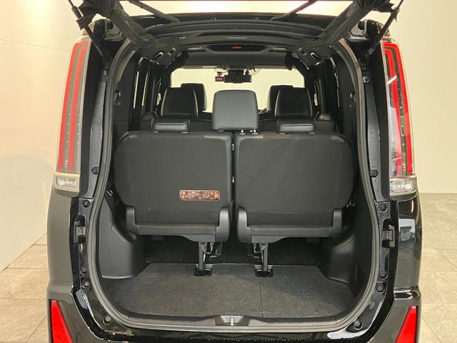 ノアハイブリッドＳｉ　ＷｘＢ２　９型フルセグナビ　前後ドラレコトヨタセーフティセンス　フルセグナビ　ＤＶＤ　Ｂｌｕｅｔｏｏｔｈ　ＵＳＢ　ＥＴＣ　デジタルインナーミラー機能付き社外前後ドラレコ　両側パワスラ　クルーズコントロール　シートヒーター　コーナーセンサー（滋賀県）の中古車