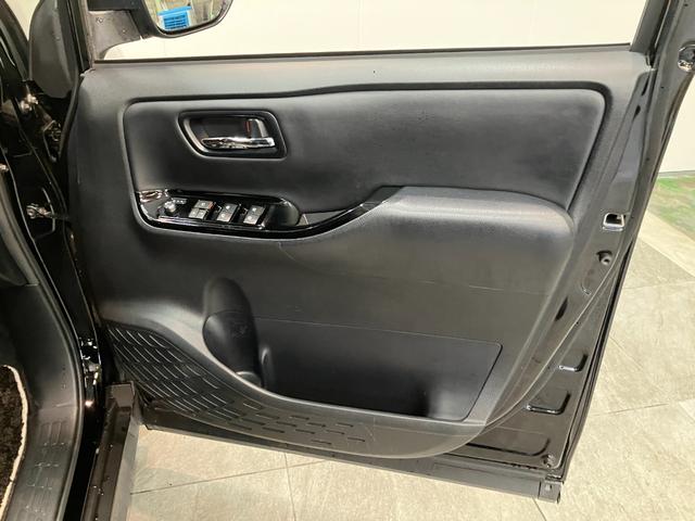 ノアハイブリッドＳｉ　ＷｘＢ２　９型フルセグナビ　前後ドラレコトヨタセーフティセンス　フルセグナビ　ＤＶＤ　Ｂｌｕｅｔｏｏｔｈ　ＵＳＢ　ＥＴＣ　デジタルインナーミラー機能付き社外前後ドラレコ　両側パワスラ　クルーズコントロール　シートヒーター　コーナーセンサー（滋賀県）の中古車