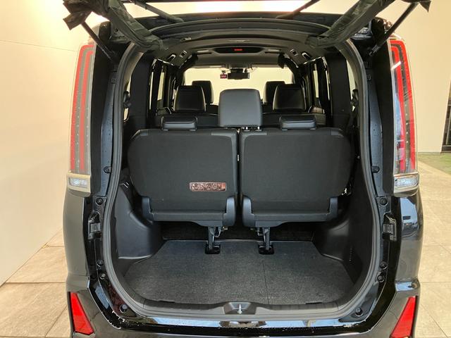 ノアハイブリッドＳｉ　ＷｘＢ２　９型フルセグナビ　前後ドラレコトヨタセーフティセンス　フルセグナビ　ＤＶＤ　Ｂｌｕｅｔｏｏｔｈ　ＵＳＢ　ＥＴＣ　デジタルインナーミラー機能付き社外前後ドラレコ　両側パワスラ　クルーズコントロール　シートヒーター　コーナーセンサー（滋賀県）の中古車
