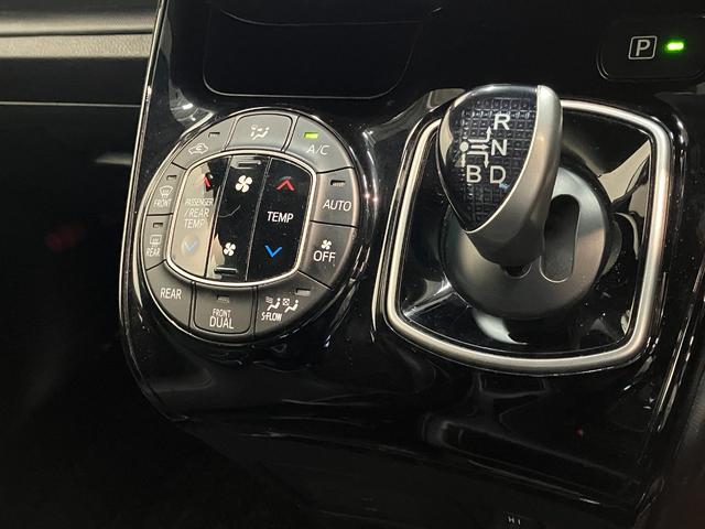 ノアハイブリッドＳｉ　ＷｘＢ２　９型フルセグナビ　前後ドラレコトヨタセーフティセンス　フルセグナビ　ＤＶＤ　Ｂｌｕｅｔｏｏｔｈ　ＵＳＢ　ＥＴＣ　デジタルインナーミラー機能付き社外前後ドラレコ　両側パワスラ　クルーズコントロール　シートヒーター　コーナーセンサー（滋賀県）の中古車