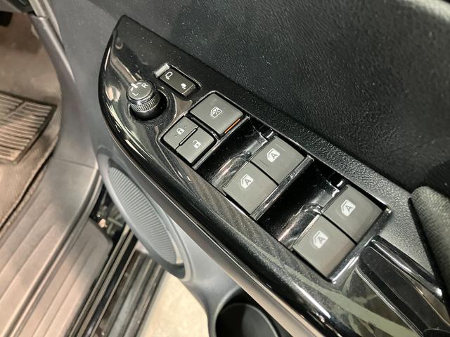 ハイラックスＺ　４ＷＤ　フルセグナビ　バックカメラ　前後ドラレコ　ＬＥＤトヨタセーフティセンス　コーナーセンサー　フルセグナビ　バックカメラ　ＤＶＤ再生　Ｂｌｕｅｔｏｏｔｈ　ＵＳＢ　前後ドラレコ　ＥＴＣ　クルーズコントロール　スマートキー　パートタイム４ＷＤ　デフロック（滋賀県）の中古車