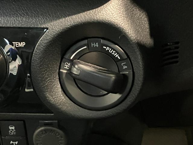 ハイラックスＺ　４ＷＤ　フルセグナビ　バックカメラ　前後ドラレコ　ＬＥＤトヨタセーフティセンス　コーナーセンサー　フルセグナビ　バックカメラ　ＤＶＤ再生　Ｂｌｕｅｔｏｏｔｈ　ＵＳＢ　前後ドラレコ　ＥＴＣ　クルーズコントロール　スマートキー　パートタイム４ＷＤ　デフロック（滋賀県）の中古車