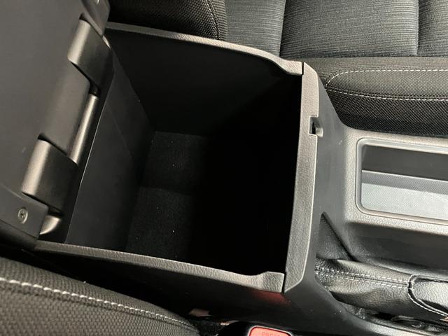 ハイラックスＺ　４ＷＤ　フルセグナビ　バックカメラ　前後ドラレコ　ＬＥＤトヨタセーフティセンス　コーナーセンサー　フルセグナビ　バックカメラ　ＤＶＤ再生　Ｂｌｕｅｔｏｏｔｈ　ＵＳＢ　前後ドラレコ　ＥＴＣ　クルーズコントロール　スマートキー　パートタイム４ＷＤ　デフロック（滋賀県）の中古車