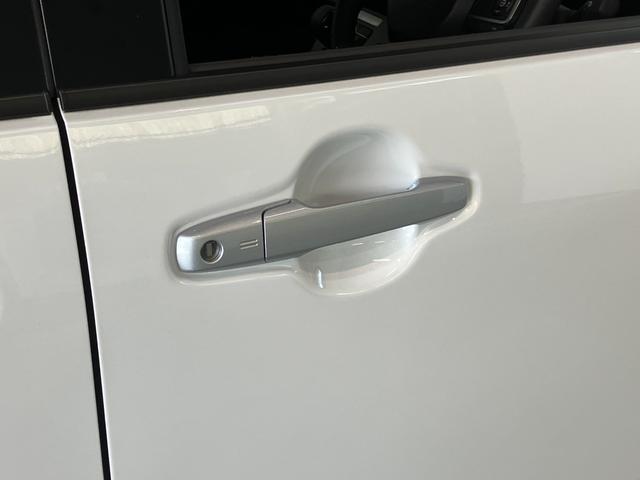 タントファンクロスターボ　１０型フルセグナビ　パノラマカメラ衝突被害軽減ブレーキ　コーナーセンサー　１０型フルセグナビ　Ｂｌｕｅｔｏｏｔｈ　ＤＶＤ　ＵＳＢ　パノラマカメラ　両側パワスラ　前席シートヒーター　ＬＥＤ　オートライト　レーダークルコン　スマートキー（滋賀県）の中古車