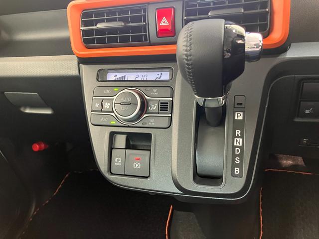 タントファンクロスターボ　１０型フルセグナビ　パノラマカメラ衝突被害軽減ブレーキ　コーナーセンサー　１０型フルセグナビ　Ｂｌｕｅｔｏｏｔｈ　ＤＶＤ　ＵＳＢ　パノラマカメラ　両側パワスラ　前席シートヒーター　ＬＥＤ　オートライト　レーダークルコン　スマートキー（滋賀県）の中古車