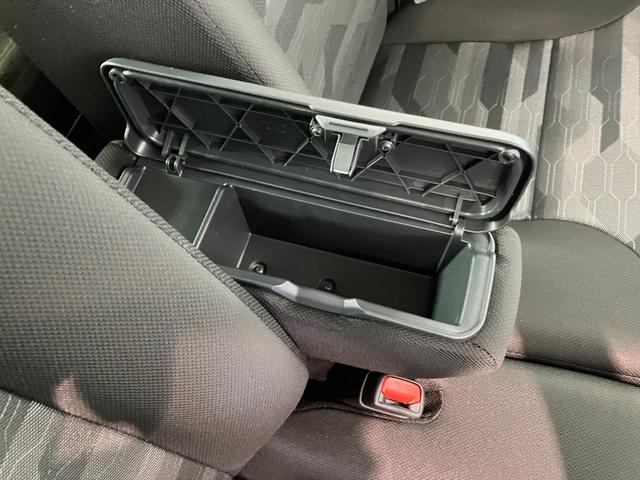 タントファンクロスターボ　９型ディスプレイオーディオ衝突被害軽減ブレーキ　コーナーセンサー　９型ディスプレイオーディオ　フルセグ　Ｂｌｕｅｔｏｏｔｈ　ＵＳＢ　バックカメラ　両側電動スライドドア　前席シートヒーター　ＬＥＤ　オートライト　スマートキー（滋賀県）の中古車