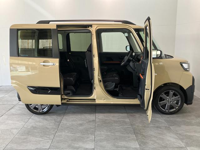 タントファンクロスターボ　ディスプレイオーディオ　届出済未使用車衝突被害軽減ブレーキ　コーナーセンサー　９型ディスプレイオーディオ　フルセグ　Ｂｌｕｅｔｏｏｔｈ　ＵＳＢ　バックカメラ　両側電動スライドドア　前席シートヒーター　ＬＥＤ　オートライト　スマートキー（滋賀県）の中古車