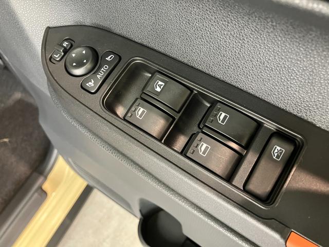 タントファンクロスターボ　ディスプレイオーディオ　届出済未使用車衝突被害軽減ブレーキ　コーナーセンサー　９型ディスプレイオーディオ　フルセグ　Ｂｌｕｅｔｏｏｔｈ　ＵＳＢ　バックカメラ　両側電動スライドドア　前席シートヒーター　ＬＥＤ　オートライト　スマートキー（滋賀県）の中古車