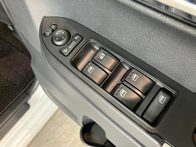 タントカスタムＸ　９型ディスプレイオーディオ　ドラレコ　Ｂカメラ衝突被害軽減ブレーキ　コーナーセンサー　９型ディスプレイオーディオ　フルセグ　Ｂｌｕｅｔｏｏｔｈ　ＵＳＢ　バックカメラ　前後ドラレコ　両側電動スライドドア　前席シートヒーター　ＬＥＤ　スマートキー（滋賀県）の中古車