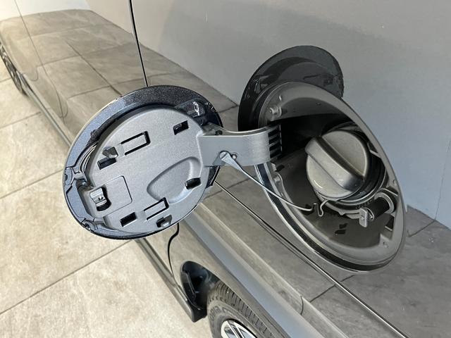 タントカスタムＲＳ　ターボ　両側電動スライドドア　届出済未使用車衝突被害軽減ブレーキ　コーナーセンサー　バックカメラ（ナビ装着時用）　両側電動スライドドア　前席シートヒーター　電動パーキングブレーキ　ＬＥＤ　オートライト　オートエアコン　スマートキー　エコアイドル（滋賀県）の中古車