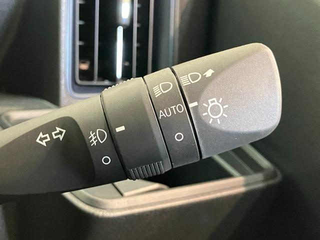 タントカスタムＲＳ　ターボ　両側電動スライドドア　届出済未使用車衝突被害軽減ブレーキ　コーナーセンサー　バックカメラ（ナビ装着時用）　両側電動スライドドア　前席シートヒーター　電動パーキングブレーキ　ＬＥＤ　オートライト　オートエアコン　スマートキー　エコアイドル（滋賀県）の中古車