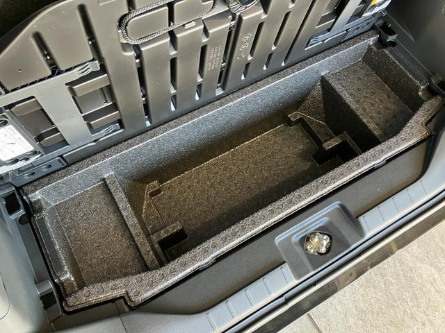 タントカスタムＲＳ　ターボ　両側電動スライドドア　届出済未使用車衝突被害軽減ブレーキ　コーナーセンサー　バックカメラ（ナビ装着時用）　両側電動スライドドア　前席シートヒーター　電動パーキングブレーキ　ＬＥＤ　オートライト　オートエアコン　スマートキー　エコアイドル（滋賀県）の中古車