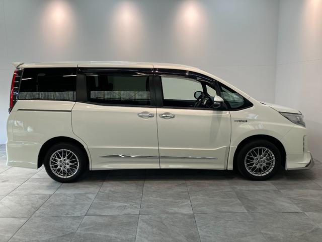 ノアハイブリッドSi WxB2 ナビ バックカメラ クルコントヨタセーフティセンス コーナーセンサー フルセグナビ バックカメラ Bluetooth USB ドラレコ クルコン シートヒーター 両側パワスラ スマートキー BBS製アルミ モデリスタエアロ(滋賀県)の中古車