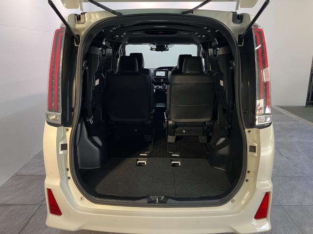 ノアハイブリッドSi WxB2 ナビ バックカメラ クルコントヨタセーフティセンス コーナーセンサー フルセグナビ バックカメラ Bluetooth USB ドラレコ クルコン シートヒーター 両側パワスラ スマートキー BBS製アルミ モデリスタエアロ(滋賀県)の中古車