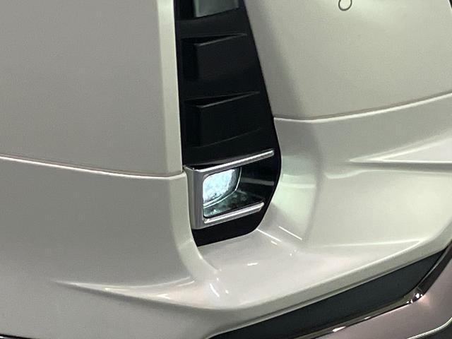 ノアハイブリッドSi WxB2 ナビ バックカメラ クルコントヨタセーフティセンス コーナーセンサー フルセグナビ バックカメラ Bluetooth USB ドラレコ クルコン シートヒーター 両側パワスラ スマートキー BBS製アルミ モデリスタエアロ(滋賀県)の中古車