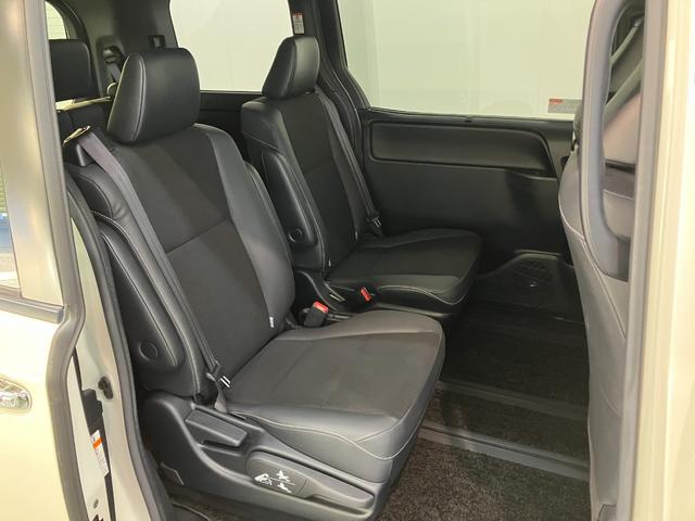 ノアハイブリッドSi WxB2 ナビ バックカメラ クルコントヨタセーフティセンス コーナーセンサー フルセグナビ バックカメラ Bluetooth USB ドラレコ クルコン シートヒーター 両側パワスラ スマートキー BBS製アルミ モデリスタエアロ(滋賀県)の中古車