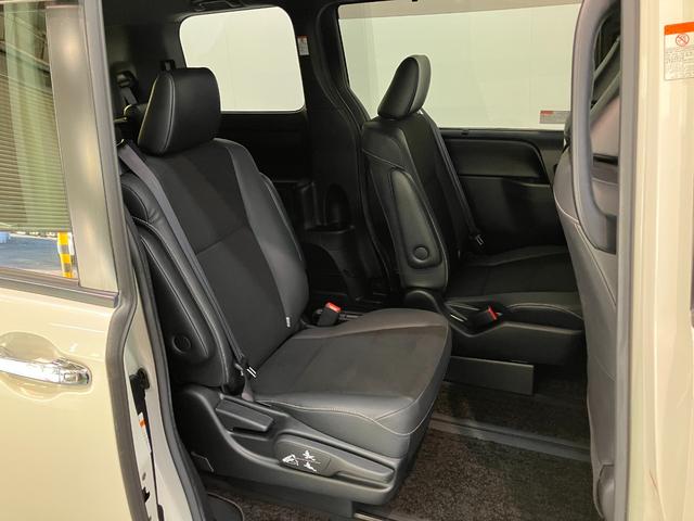 ノアハイブリッドSi WxB2 ナビ バックカメラ クルコントヨタセーフティセンス コーナーセンサー フルセグナビ バックカメラ Bluetooth USB ドラレコ クルコン シートヒーター 両側パワスラ スマートキー BBS製アルミ モデリスタエアロ(滋賀県)の中古車