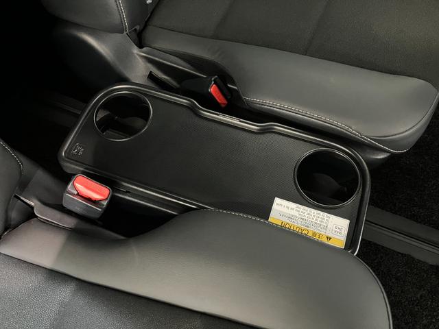 ノアハイブリッドSi WxB2 ナビ バックカメラ クルコントヨタセーフティセンス コーナーセンサー フルセグナビ バックカメラ Bluetooth USB ドラレコ クルコン シートヒーター 両側パワスラ スマートキー BBS製アルミ モデリスタエアロ(滋賀県)の中古車