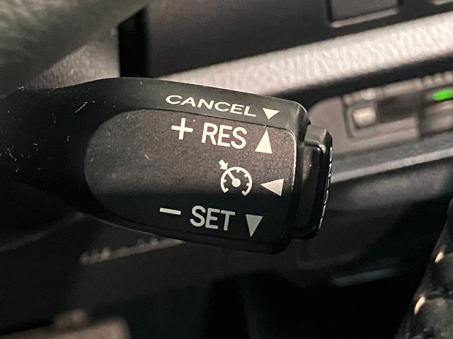 ノアハイブリッドSi WxB2 ナビ バックカメラ クルコントヨタセーフティセンス コーナーセンサー フルセグナビ バックカメラ Bluetooth USB ドラレコ クルコン シートヒーター 両側パワスラ スマートキー BBS製アルミ モデリスタエアロ(滋賀県)の中古車