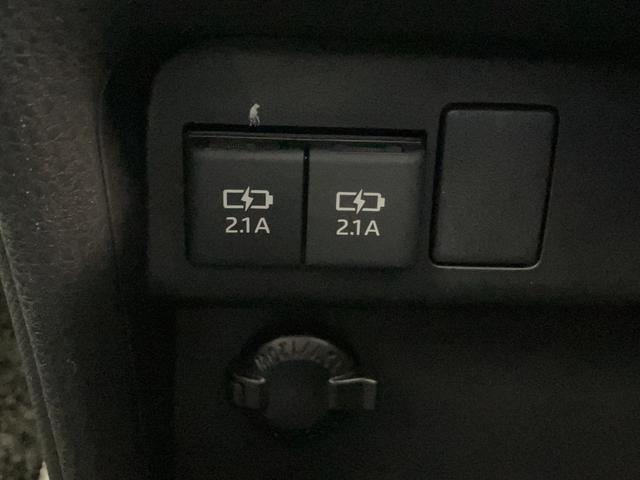 ノアハイブリッドSi WxB2 ナビ バックカメラ クルコントヨタセーフティセンス コーナーセンサー フルセグナビ バックカメラ Bluetooth USB ドラレコ クルコン シートヒーター 両側パワスラ スマートキー BBS製アルミ モデリスタエアロ(滋賀県)の中古車