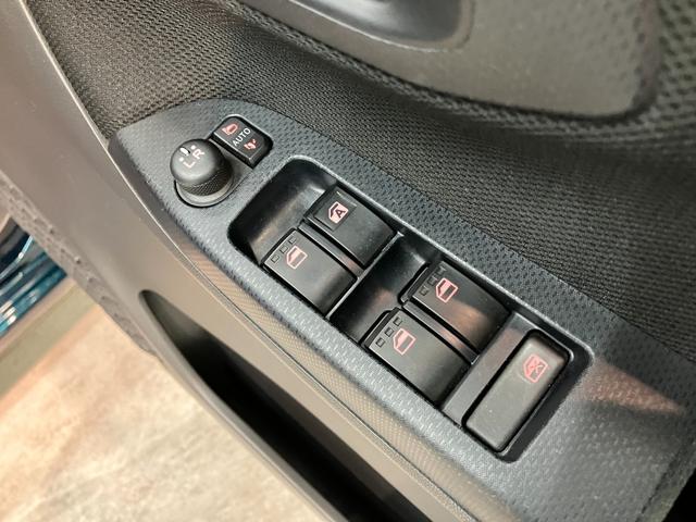 ムーヴＸリミテッド２ＳＡ３　フルセグナビ　バックカメラ　車検整備付衝突被害軽減ブレーキ　フルセグナビ　バックカメラ　ＤＶＤ再生　Ｂｌｕｅｔｏｏｔｈ　ＵＳＢ　前後ドラレコ　運転席シートヒーター　ＬＥＤライト　オートライト　オートエアコン　スマートキー　エコアイドル（滋賀県）の中古車