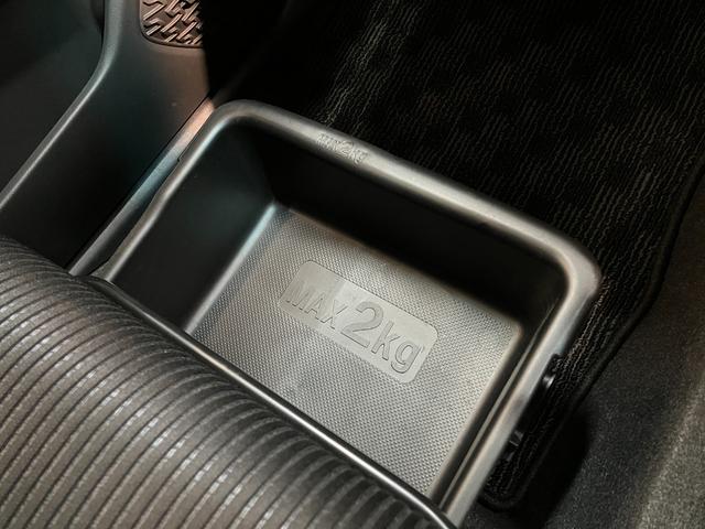 ムーヴＸリミテッド２ＳＡ３　フルセグナビ　バックカメラ　車検整備付衝突被害軽減ブレーキ　フルセグナビ　バックカメラ　ＤＶＤ再生　Ｂｌｕｅｔｏｏｔｈ　ＵＳＢ　前後ドラレコ　運転席シートヒーター　ＬＥＤライト　オートライト　オートエアコン　スマートキー　エコアイドル（滋賀県）の中古車