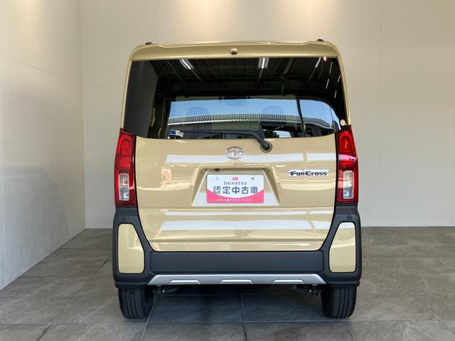 タントファンクロスターボ　１０型ナビ　パノラマカメラ　車検整備付衝突被害軽減ブレーキ　コーナーセンサー　１０型フルセグナビ　Ｂｌｕｅｔｏｏｔｈ　ＤＶＤ再生　ＵＳＢ　パノラマカメラ　ナビ連動前後ドラレコ　両側電動スライドドア　前席シートヒーター　ＬＥＤ　スマートキー（滋賀県）の中古車