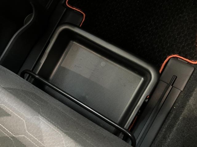 タントファンクロスターボ　１０型ナビ　パノラマカメラ　車検整備付衝突被害軽減ブレーキ　コーナーセンサー　１０型フルセグナビ　Ｂｌｕｅｔｏｏｔｈ　ＤＶＤ再生　ＵＳＢ　パノラマカメラ　ナビ連動前後ドラレコ　両側電動スライドドア　前席シートヒーター　ＬＥＤ　スマートキー（滋賀県）の中古車