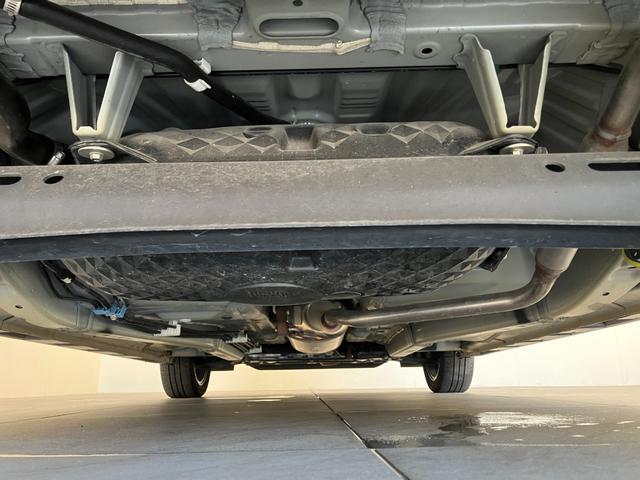 タントファンクロスターボ　１０型ナビ　パノラマカメラ　車検整備付衝突被害軽減ブレーキ　コーナーセンサー　１０型フルセグナビ　Ｂｌｕｅｔｏｏｔｈ　ＤＶＤ再生　ＵＳＢ　パノラマカメラ　ナビ連動前後ドラレコ　両側電動スライドドア　前席シートヒーター　ＬＥＤ　スマートキー（滋賀県）の中古車