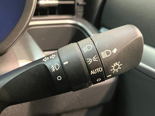 ムーヴカスタム　Ｘ　ＳＡII　フルセグナビ　バックカメラ　ＬＥＤ衝突被害軽減ブレーキ　フルセグナビ　バックカメラ　ＤＶＤ再生　Ｂｌｕｅｔｏｏｔｈ　ＵＳＢ　ＬＥＤヘッドライト　オートライト　オートエアコン　スマートキー　電動格納式ミラー　エコアイドル（滋賀県）の中古車