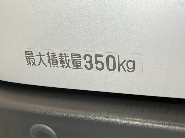 ハイゼットカーゴＤＸ　４ＷＤ　ＣＶＴ　コーナーセンサー　キーレス　車検整備付衝突被害軽減ブレーキ　スマアシ　コーナーセンサー　キーレス　前席パワーウインドウ　ＡＭ／ＦＭステレオ　両側スライドドア　パートタイム４ＷＤ　ＣＶＴ車（滋賀県）の中古車