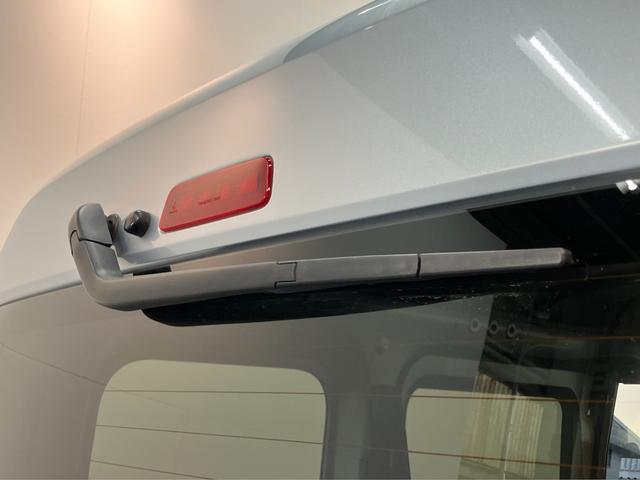 ハイゼットカーゴＤＸ　４ＷＤ　ＣＶＴ　コーナーセンサー　キーレス　車検整備付衝突被害軽減ブレーキ　スマアシ　コーナーセンサー　キーレス　前席パワーウインドウ　ＡＭ／ＦＭステレオ　両側スライドドア　パートタイム４ＷＤ　ＣＶＴ車（滋賀県）の中古車