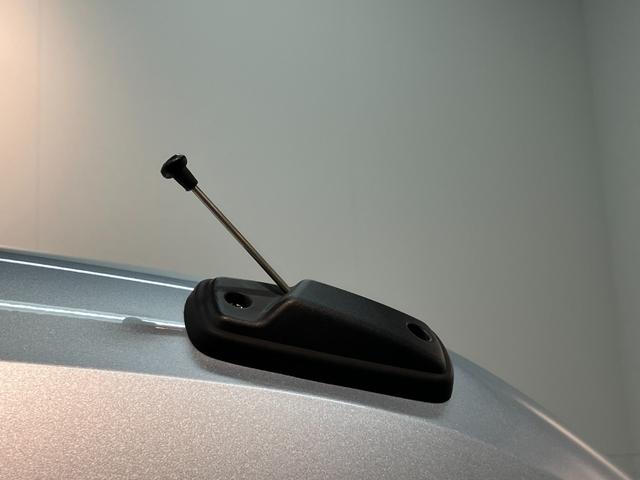 ハイゼットカーゴＤＸ　４ＷＤ　ＣＶＴ　コーナーセンサー　キーレス　車検整備付衝突被害軽減ブレーキ　スマアシ　コーナーセンサー　キーレス　前席パワーウインドウ　ＡＭ／ＦＭステレオ　両側スライドドア　パートタイム４ＷＤ　ＣＶＴ車（滋賀県）の中古車