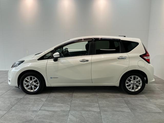 ノートe−パワーX フルセグナビ パノラマカメラ ドラレコ日産マルチセンシングカメラ フルセグナビ パノラマカメラ ドラレコ DVD再生 Bluetooth スマートキー オートエアコン オートライト 電動格納式ミラー デジタルインナーミラー(滋賀県)の中古車