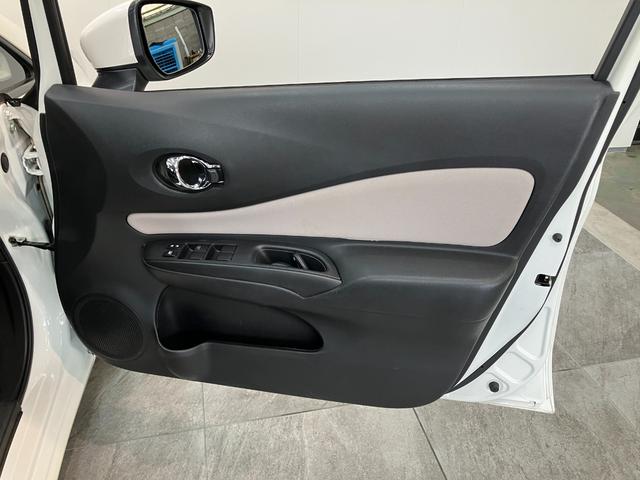 ノートe−パワーX フルセグナビ パノラマカメラ ドラレコ日産マルチセンシングカメラ フルセグナビ パノラマカメラ ドラレコ DVD再生 Bluetooth スマートキー オートエアコン オートライト 電動格納式ミラー デジタルインナーミラー(滋賀県)の中古車