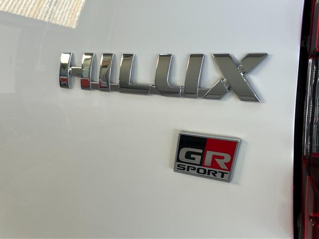 ハイラックスＺ　ＧＲスポーツ　ナビ　パノラマカメラ　ＬＥＤ　車検整備付トヨタセーフティセンス　コーナーセンサー　ナビ　パノラマカメラ　Ｂｌｕｅｔｏｏｔｈ　ＵＳＢ　ドラレコ　ＥＴＣ　クルーズコントロール　パドルシフト　ＬＥＤ　スマートキー　パートタイム４ＷＤ　デフロック（滋賀県）の中古車