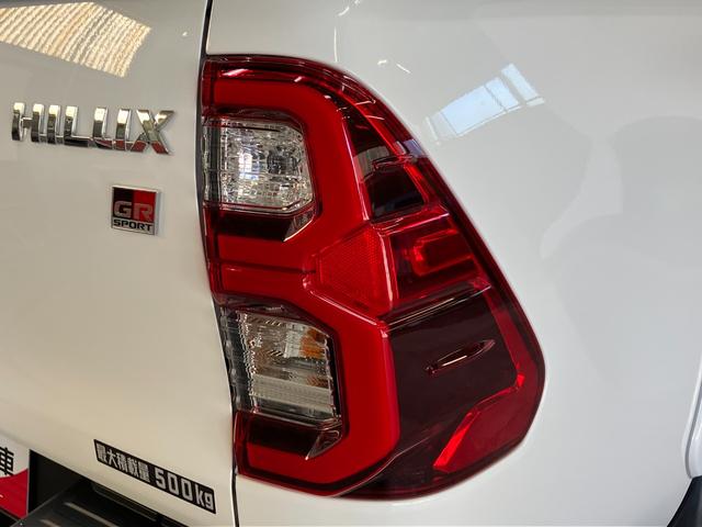 ハイラックスＺ　ＧＲスポーツ　ナビ　パノラマカメラ　ＬＥＤ　車検整備付トヨタセーフティセンス　コーナーセンサー　ナビ　パノラマカメラ　Ｂｌｕｅｔｏｏｔｈ　ＵＳＢ　ドラレコ　ＥＴＣ　クルーズコントロール　パドルシフト　ＬＥＤ　スマートキー　パートタイム４ＷＤ　デフロック（滋賀県）の中古車