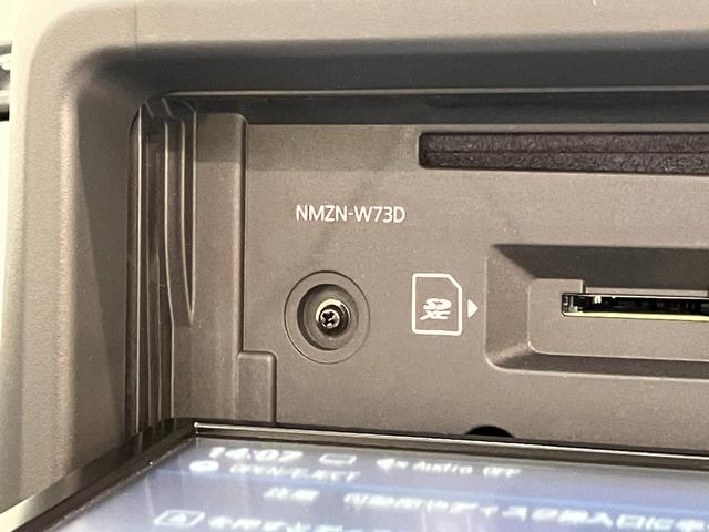 コペンＧＲ　スポーツ　５ＭＴ　ターボ　フルセグナビ　レカロシートＧＲ専用サスペンション　フルセグナビ　ＤＶＤ再生　Ｂｌｕｅｔｏｏｔｈ　ＵＳＢ　ドラレコ　ＭＯＭＯ製ハンドル　レカロシート　ＢＢＳ製アルミホイール　シートヒーター　ＬＥＤ　オートライト　スマートキー（滋賀県）の中古車