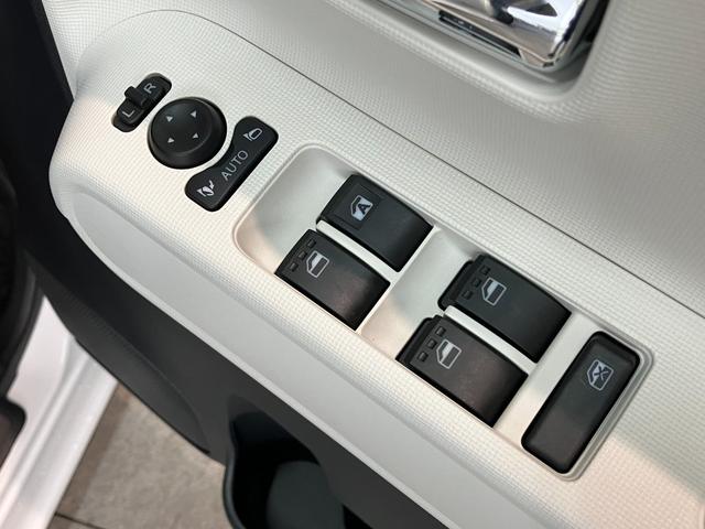 ムーヴキャンバスストライプスＧ　１０型ナビ　バックカメラ　届出済未使用車衝突被害軽減ブレーキ　コーナーセンサー　１０型フルセグナビ　Ｂｌｕｅｔｏｏｔｈ　ＵＳＢ　ＤＶＤ再生　バックカメラ　前後ドラレコ　両側電動スライドドア　前席シートヒーター　ＬＥＤ　オートライト（滋賀県）の中古車