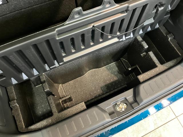 ムーヴキャンバスストライプスＧ　１０型ナビ　バックカメラ　届出済未使用車衝突被害軽減ブレーキ　コーナーセンサー　１０型フルセグナビ　Ｂｌｕｅｔｏｏｔｈ　ＵＳＢ　ＤＶＤ再生　バックカメラ　前後ドラレコ　両側電動スライドドア　前席シートヒーター　ＬＥＤ　オートライト（滋賀県）の中古車