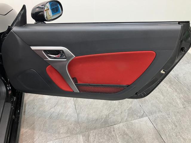 コペンセロS フルセグナビ レカロシート MOMOステ電動オープンルーフ ビルシュタイン製ショックアブソーバー レカロシート MOMO製ステアリング パドルシフト フルセグナビ DVD再生 Bluetooth USB ETC シートヒーター LED(滋賀県)の中古車