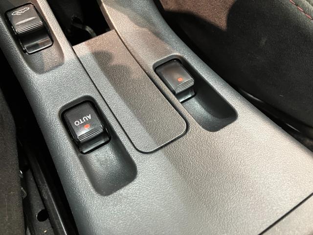 コペンセロS フルセグナビ レカロシート MOMOステ電動オープンルーフ ビルシュタイン製ショックアブソーバー レカロシート MOMO製ステアリング パドルシフト フルセグナビ DVD再生 Bluetooth USB ETC シートヒーター LED(滋賀県)の中古車