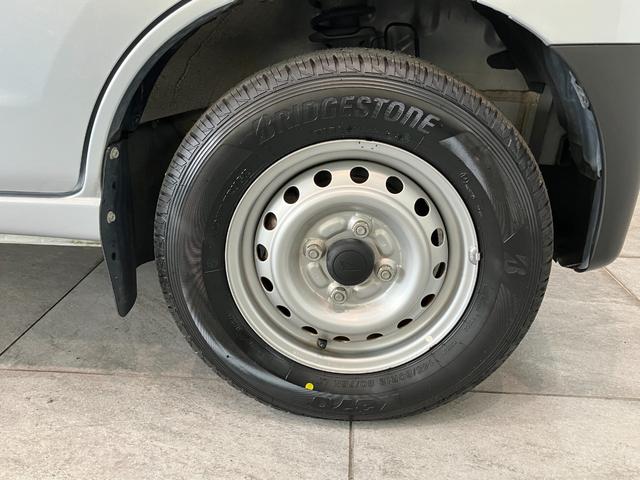 ハイゼットカーゴスペシャルSAIII 4WD AT車 エコアイドル追突被害軽減ブレーキ スマアシ3 パートタイム4WD AT車 マニュアルエアコン マニュアルレベリング トップシェイドガラス エコアイドル(滋賀県)の中古車