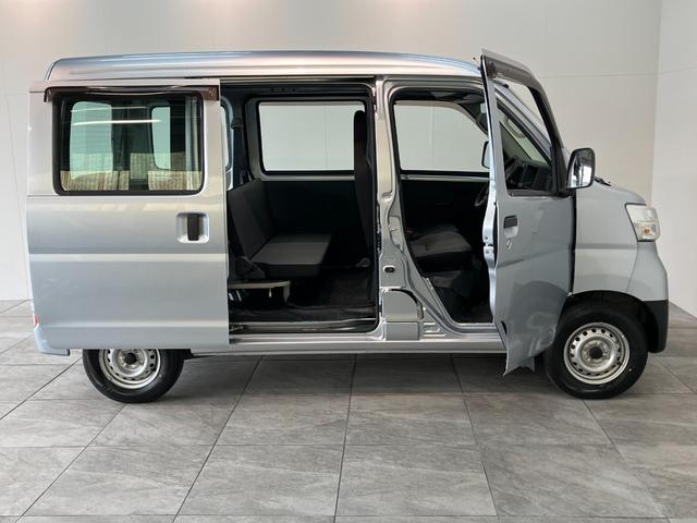 ハイゼットカーゴスペシャルSAIII 4WD AT車 エコアイドル追突被害軽減ブレーキ スマアシ3 パートタイム4WD AT車 マニュアルエアコン マニュアルレベリング トップシェイドガラス エコアイドル(滋賀県)の中古車