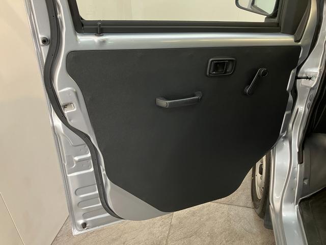 ハイゼットカーゴスペシャルSAIII 4WD AT車 エコアイドル追突被害軽減ブレーキ スマアシ3 パートタイム4WD AT車 マニュアルエアコン マニュアルレベリング トップシェイドガラス エコアイドル(滋賀県)の中古車